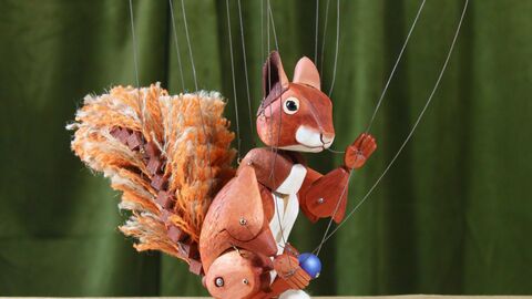 Treetop Circus Squirrel