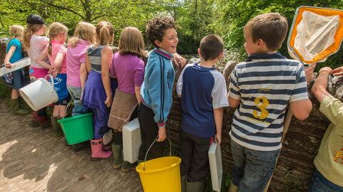 Children ready to do river sampling